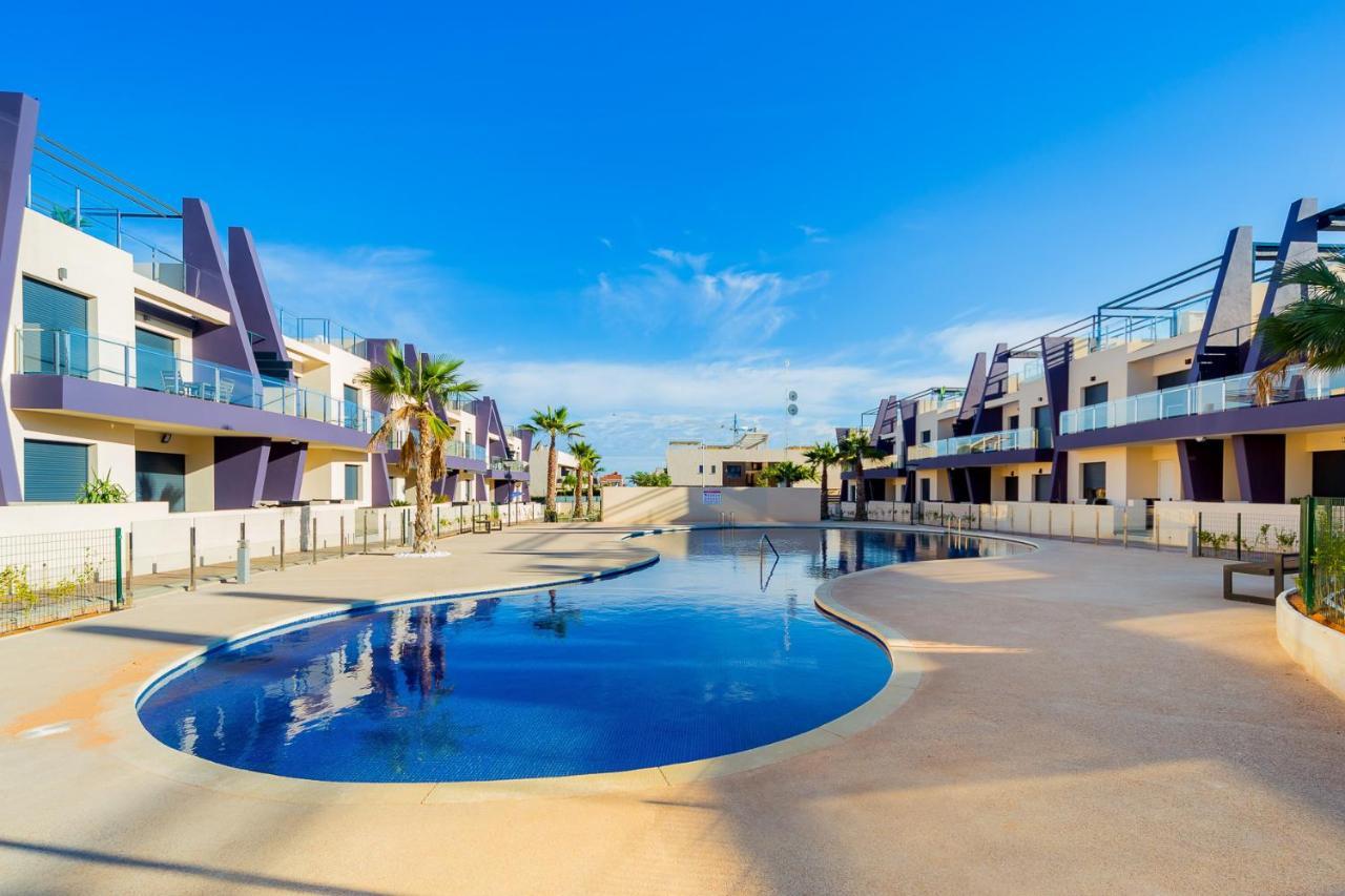 Luxurious 2 Bedroom Apartment Near The Beach Torre de la Horadada Exterior photo